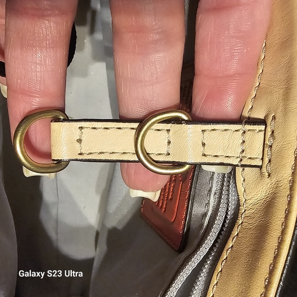 Coach F48166 PEYTON EMBOSSED PATENT TOP HANDLE TOTE - Picture 14 of 16